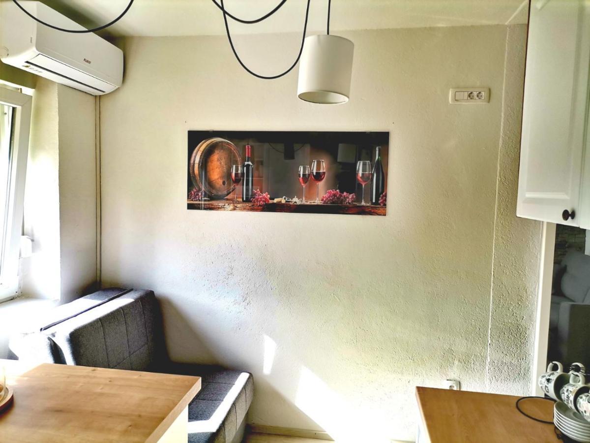Apartman Anamaria Gospić Kültér fotó