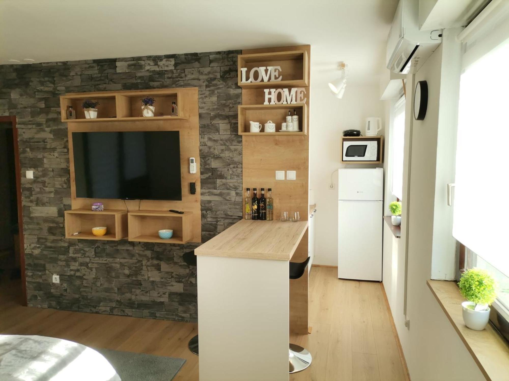 Apartman Anamaria Gospić Kültér fotó
